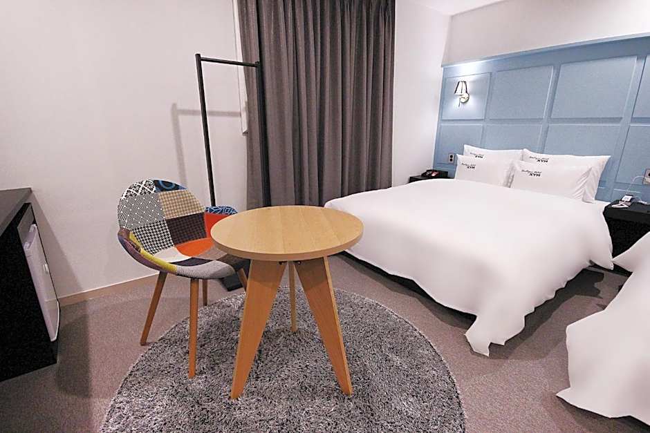 XYM Hotel Mundeok