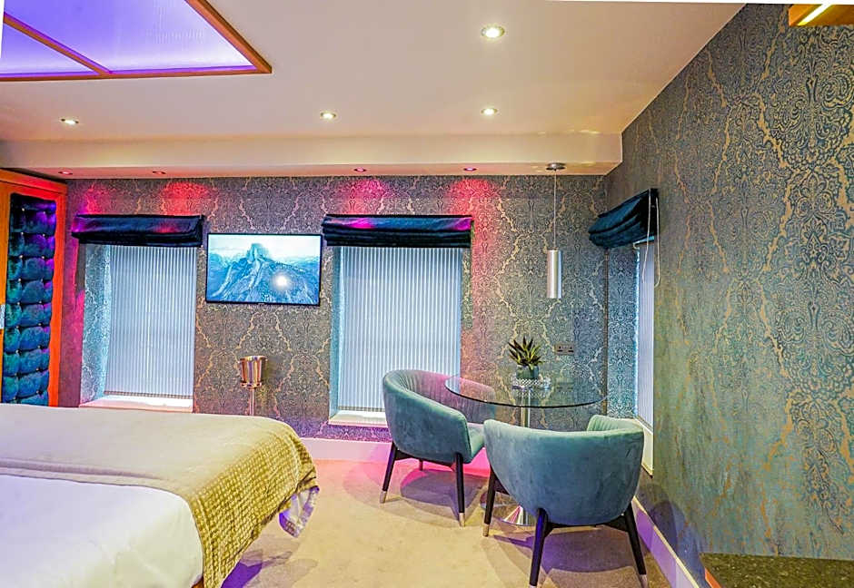 Church Suites by The Cranleigh Boutique