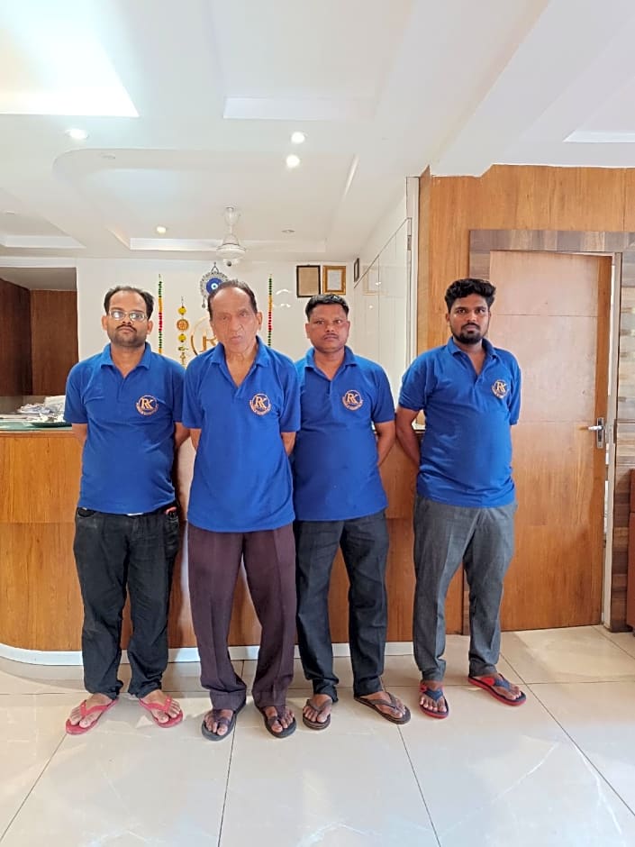 Hotel Rishi International - Grant Road