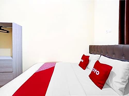 OYO 90286 Prenjak Syariah