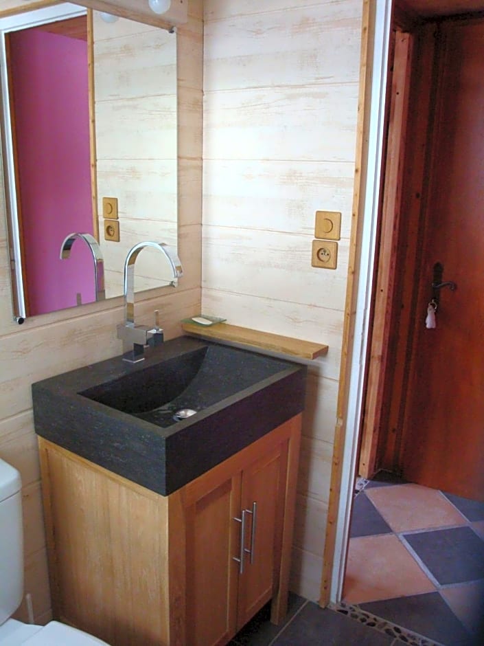 Chambres d'Hôtes Chalet de la Source