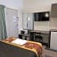 Sapphire Palms Motel