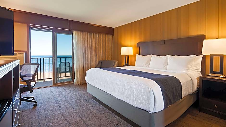 Best Western Plus Superior Inn