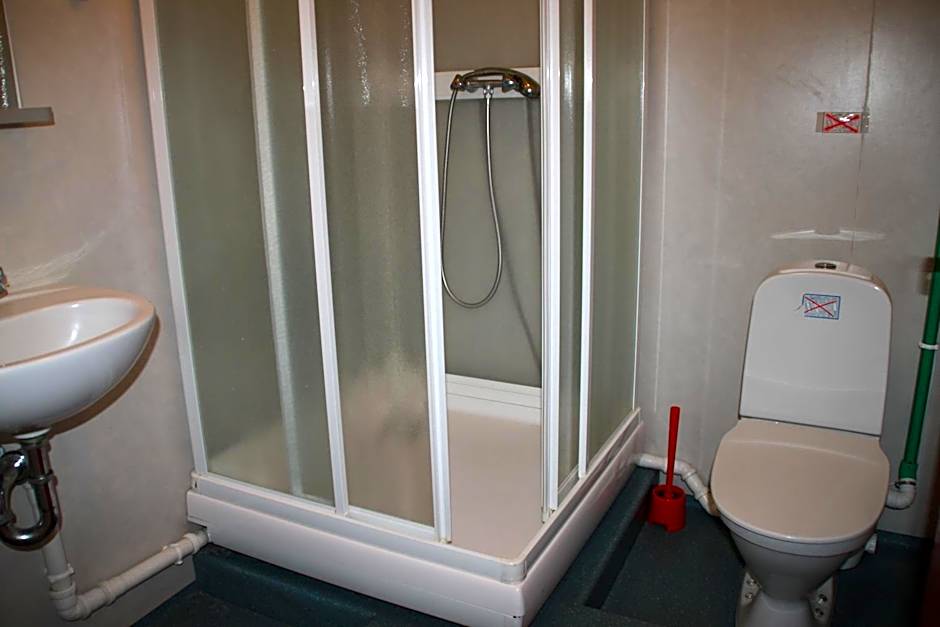 101 Guesthouse Hotel