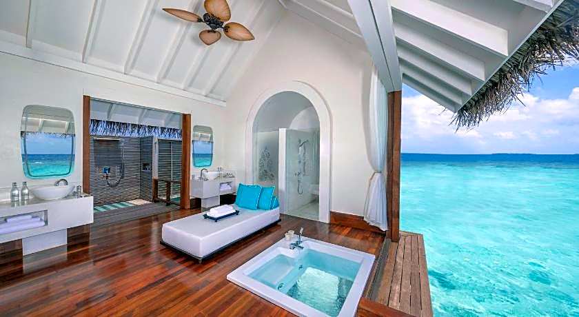 Anantara Kihavah Villas Resort