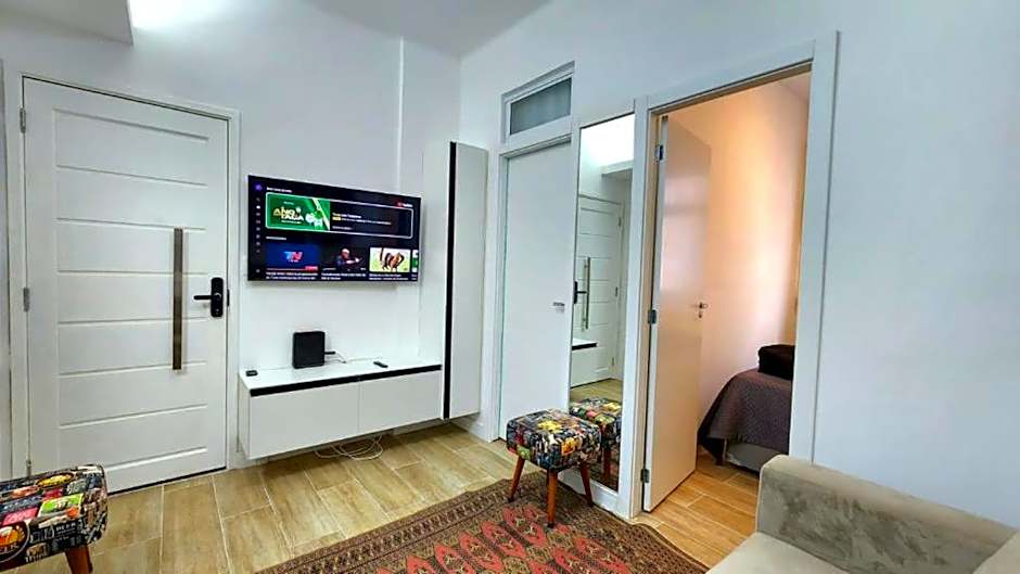 Luxo 2 quartos lado do arpoador