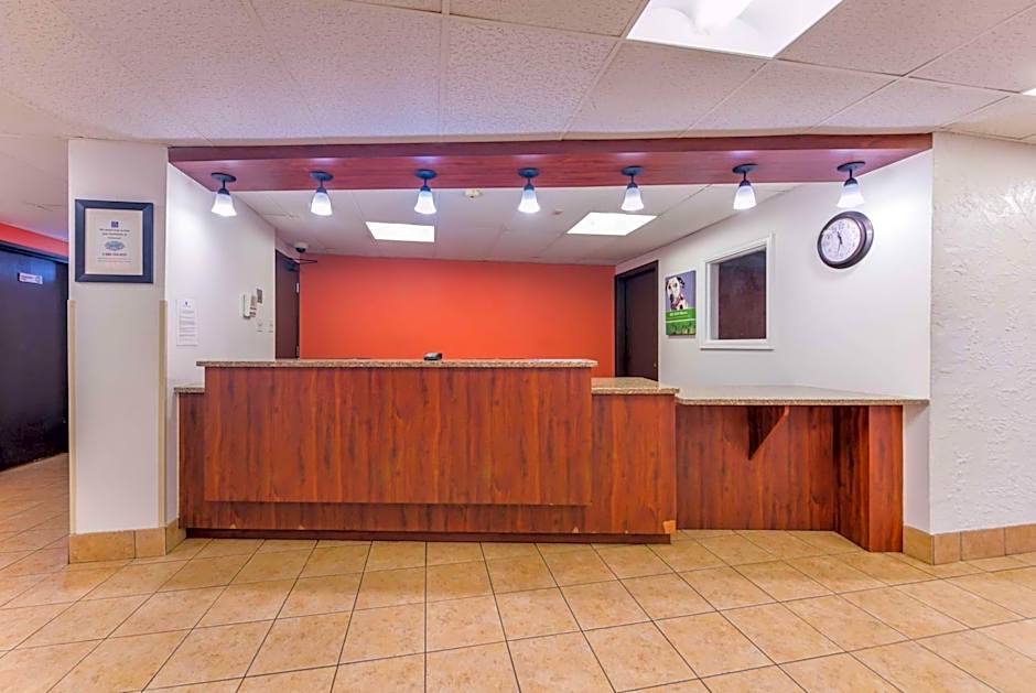 Motel 6-Saint Paul, MN - I-94