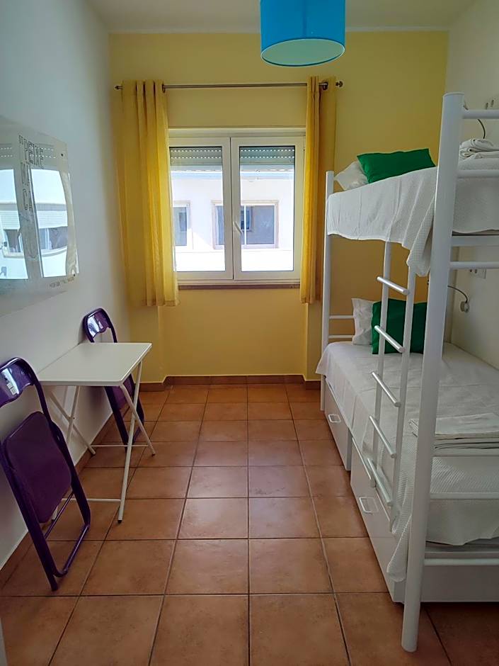 Racing Mackerel Hostel