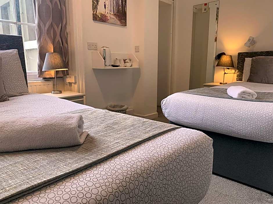 The Jubilee Hotel East - with NEWLY REFURBISHED SPA FACILITIES - GAMESPIT - AND SMOKEHOUSE