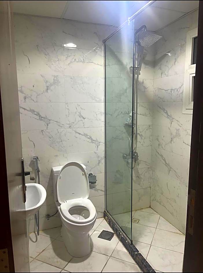 Oasis tower family apartment 2302