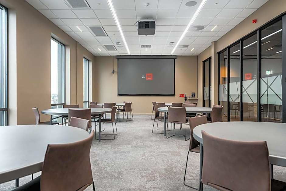 Radisson RED Oslo Okern