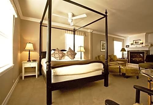 Cannon Beach Hotel Collection