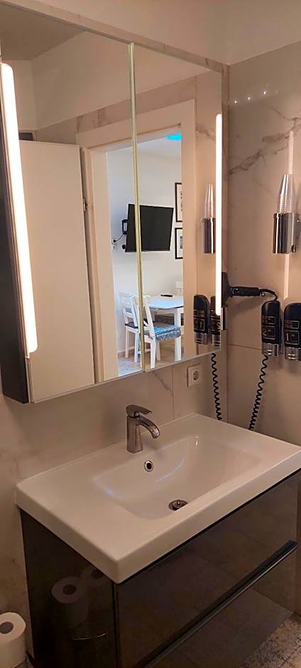 Modern Studios near City Center