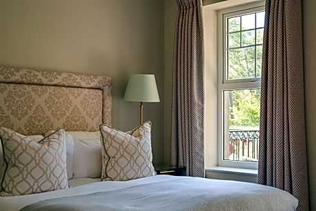 King Room with Balcony