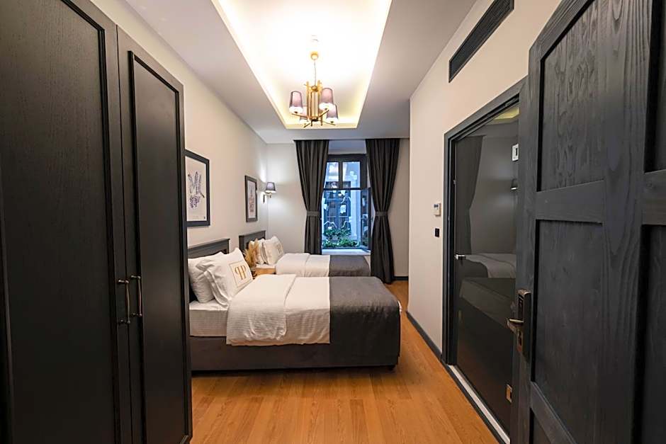 Ferman Port Hotel - Special Category