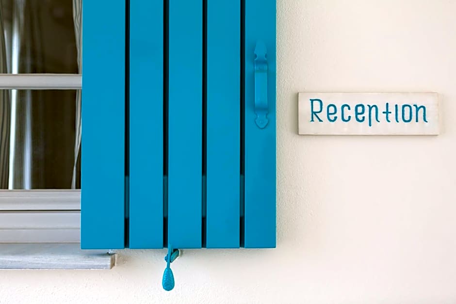 Byzantio Beach Suites & Wellness