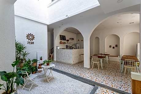 Floral Hotel Heart Island