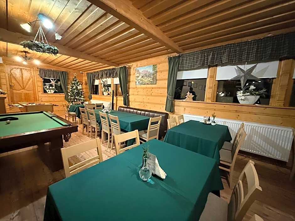 Willa Stożek, 50 m od term i wyciągów narciarskich