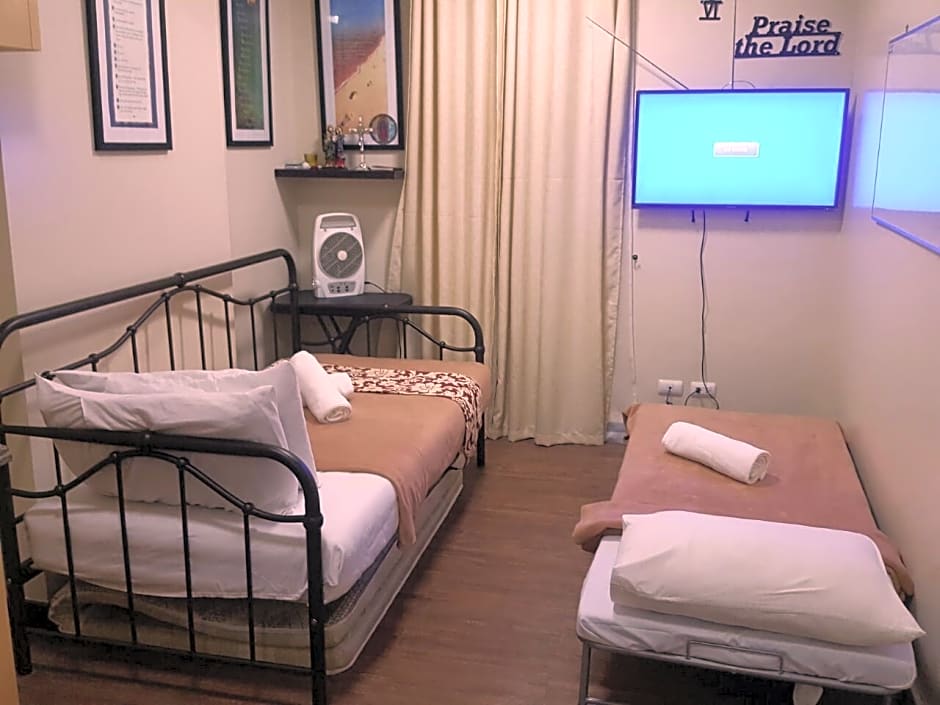 Outlook Ridge Residences