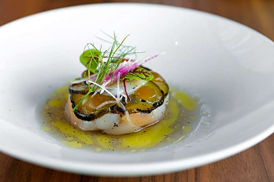 Muir, Luxury Collection