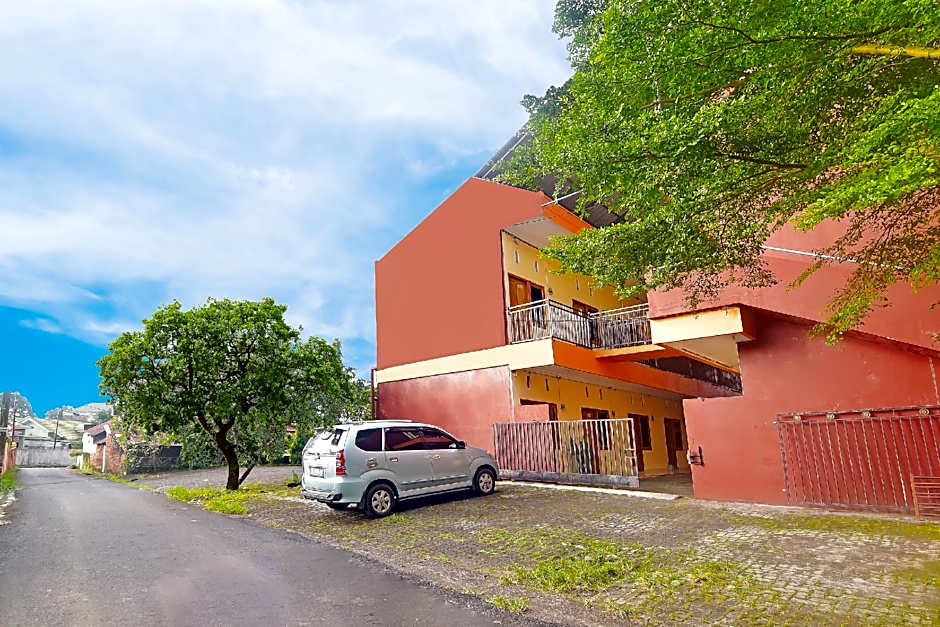 Hotel O A2b Guesthouse