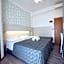 Hotel Seven