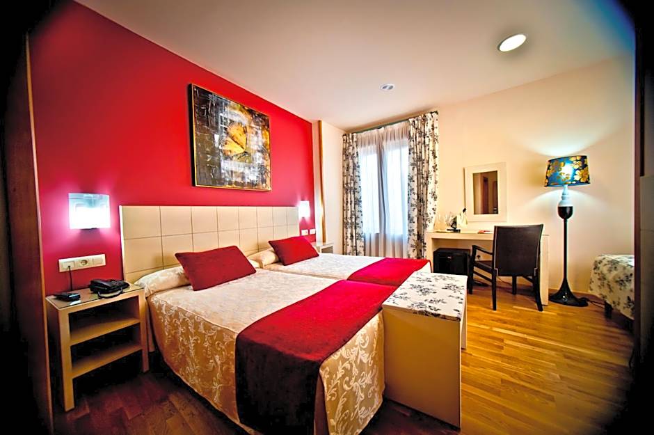 Hotel Condes de Castilla