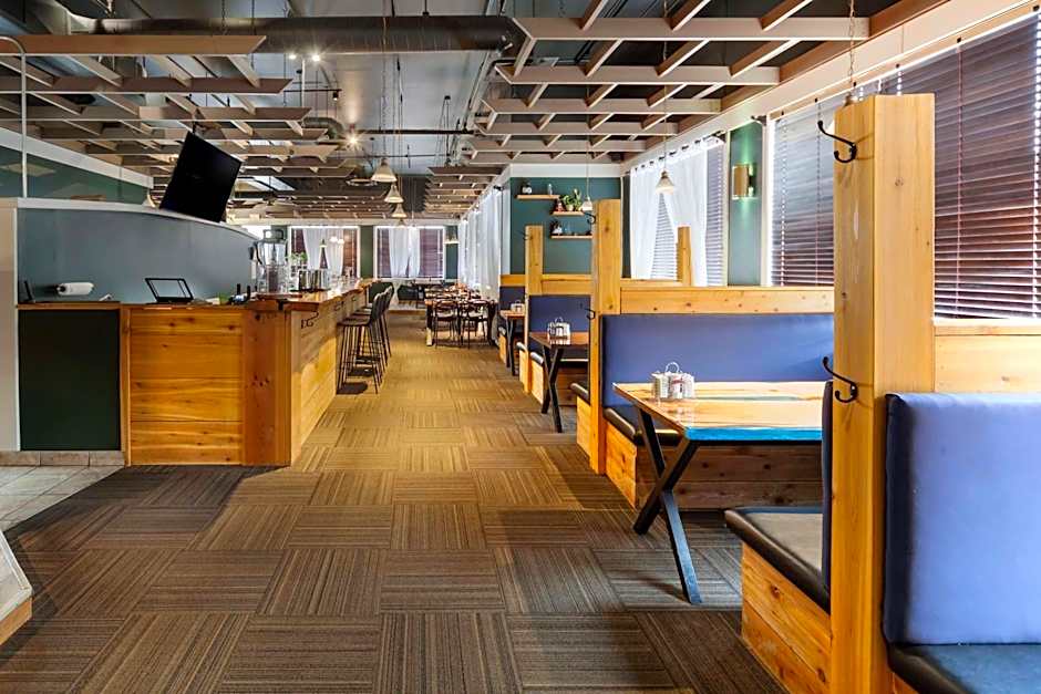 Best Western High Road Inn