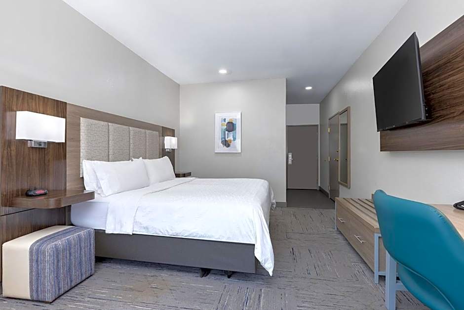 Holiday Inn Express and Suites Granbury By IHG