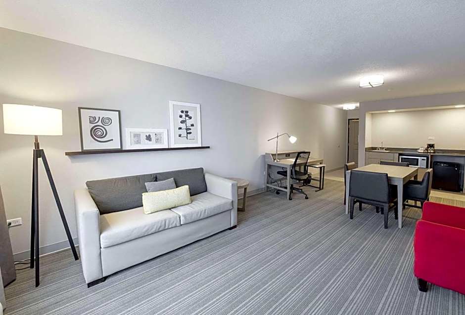 Country Inn & Suites by Radisson, Tinley Park, IL