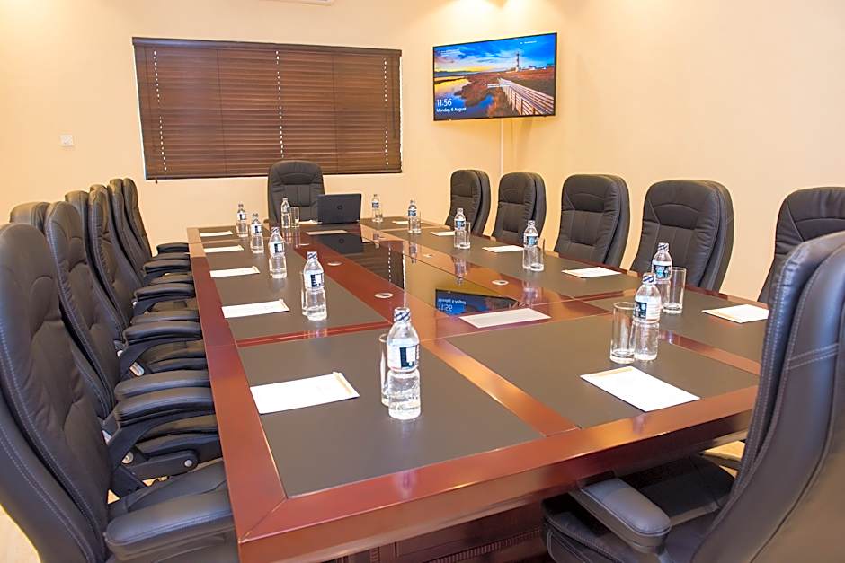 Crossroads Hotel Blantyre