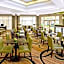 La Quinta Inn & Suites by Wyndham Houston West Park 10