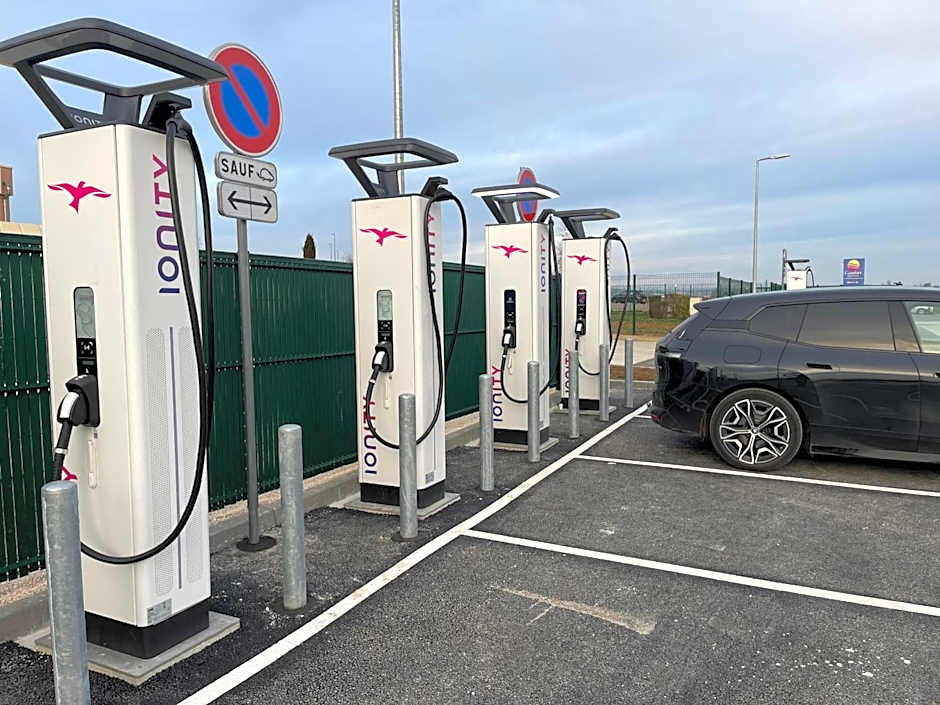 Kyriad Dijon Sud - Longvic