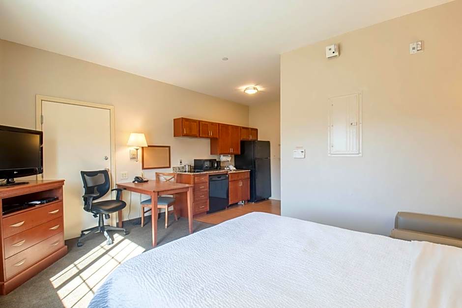 Western Slope Suites Parachute