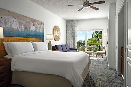 King Room with Sofa Bed Ocean Side