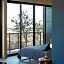 Loft In The Heart Of Americana, Have An Artsy Stay
