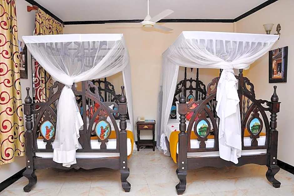 Forodhani Park Hotel