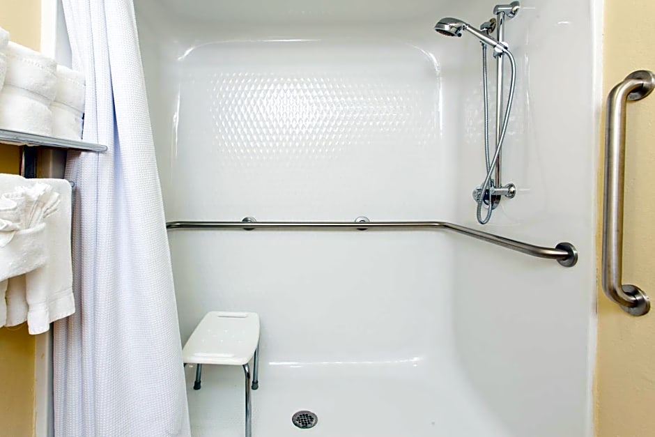 Holiday Inn Express North Myrtle Beach - Little River, an IHG Hotel