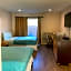 Delos Reyes Palm Springs