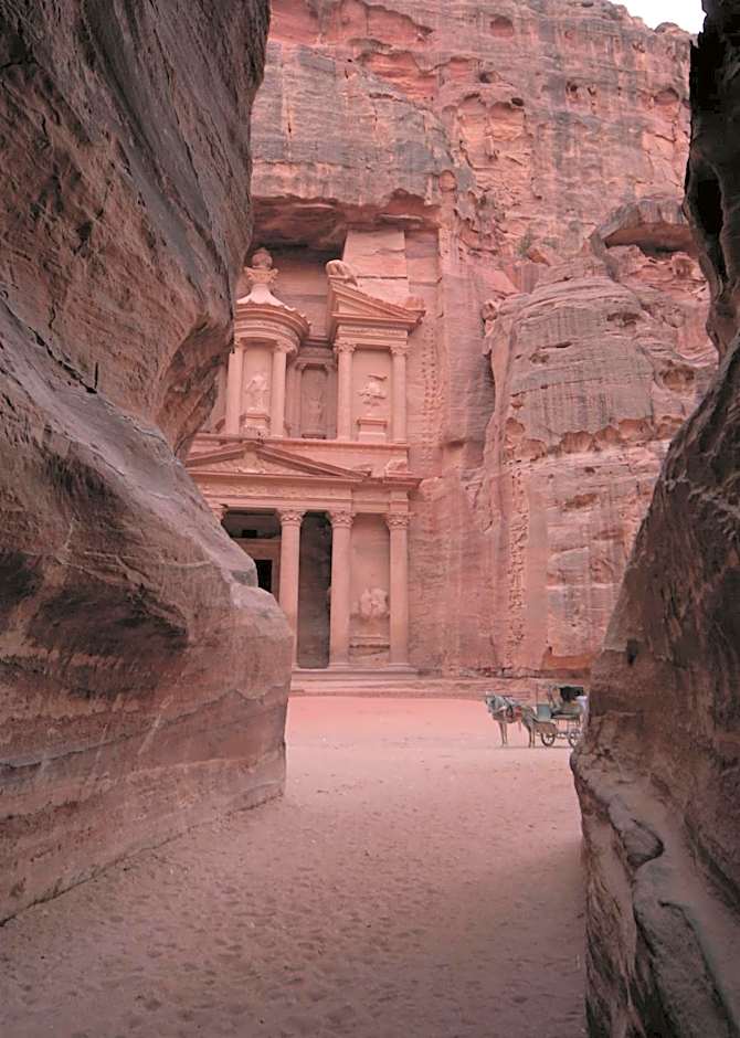 Grand Mercure Petra