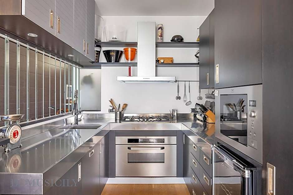 Villa Maurino by DomuSicily