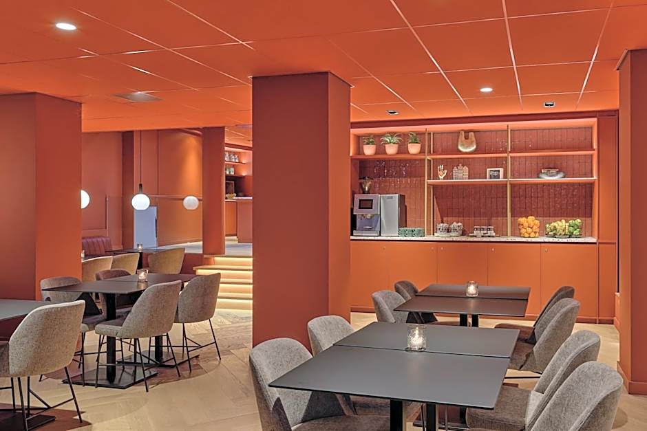 Eden Studios and Apartments