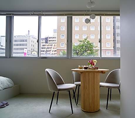 Superior Twin City View 2F