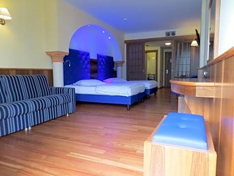 Deluxe Junior Suite with Terrace