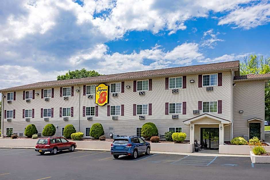 Super 8 by Wyndham Johnstown/Gloversville