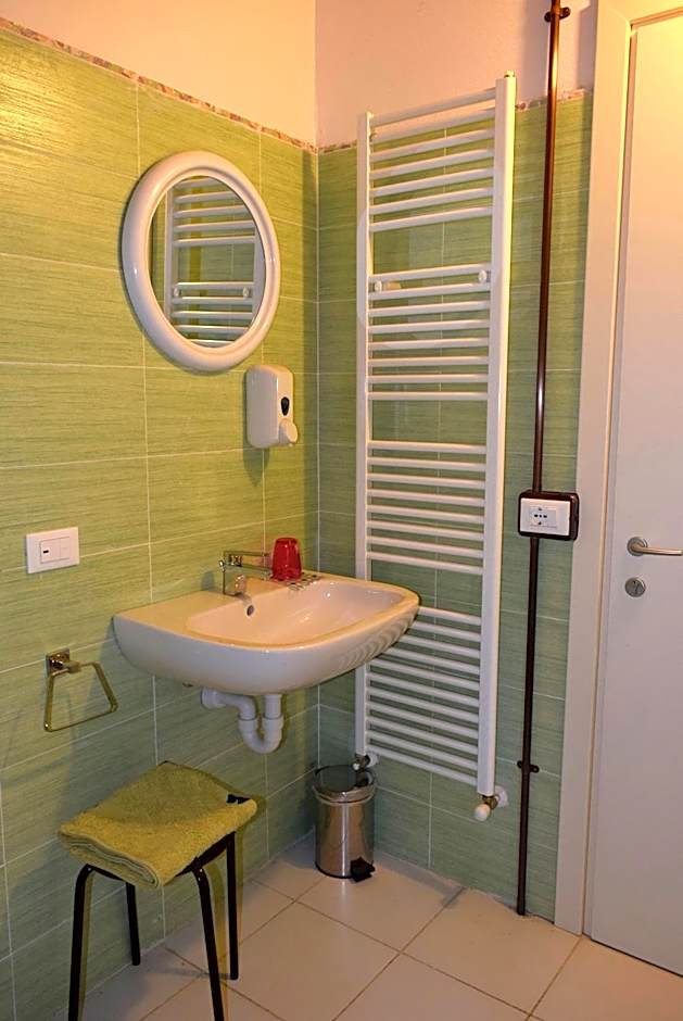 Ostello Castello Mina Della Scala