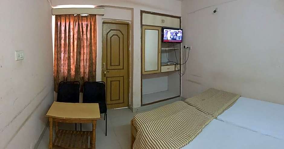 Hotel Rajdhani Plaza