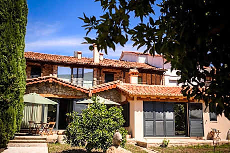 De Aldaca Rural - Only Adults