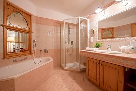 Junior Suite with Balcony