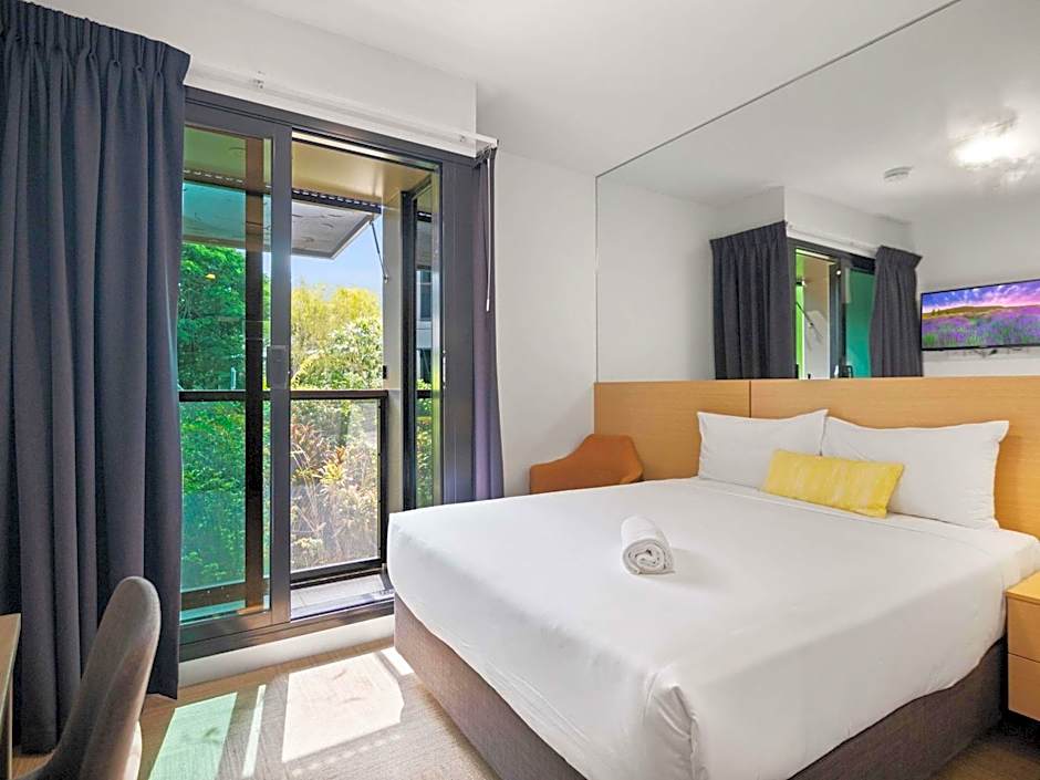 Ibis Darwin Airport Hotel